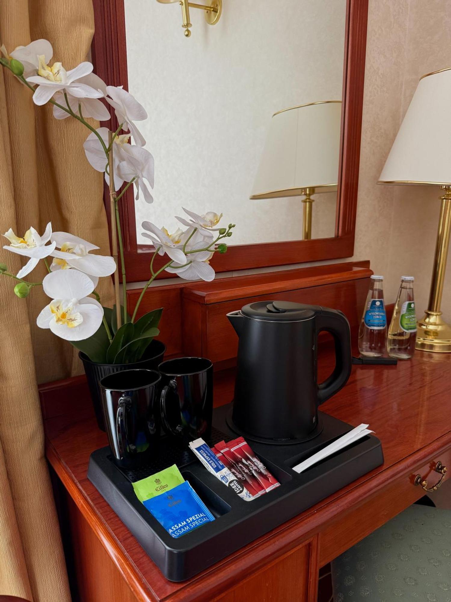 Hotel Mazurkas Ozarow Mazowiecki Εξωτερικό φωτογραφία